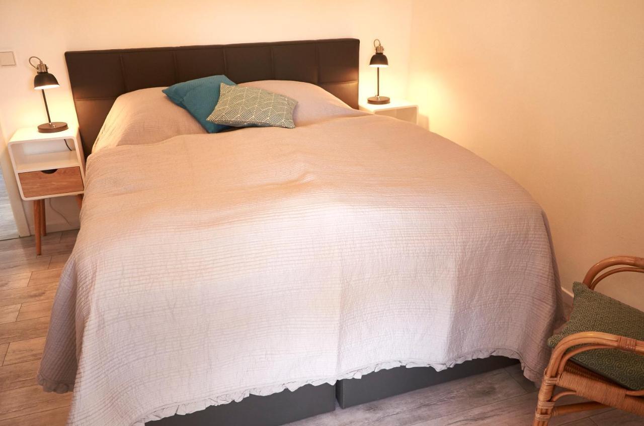 Schoenes Appartement In Meerbusch Am Buschend エクステリア 写真
